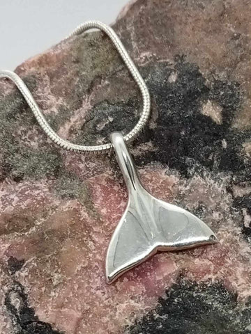 Whale Tail Sml Pendant