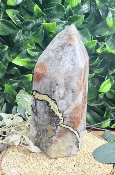 Mosaic Quartz Tower