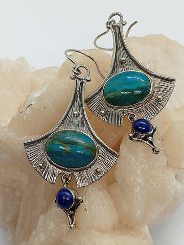 Peruvian opal and Lapis lazuli earrings