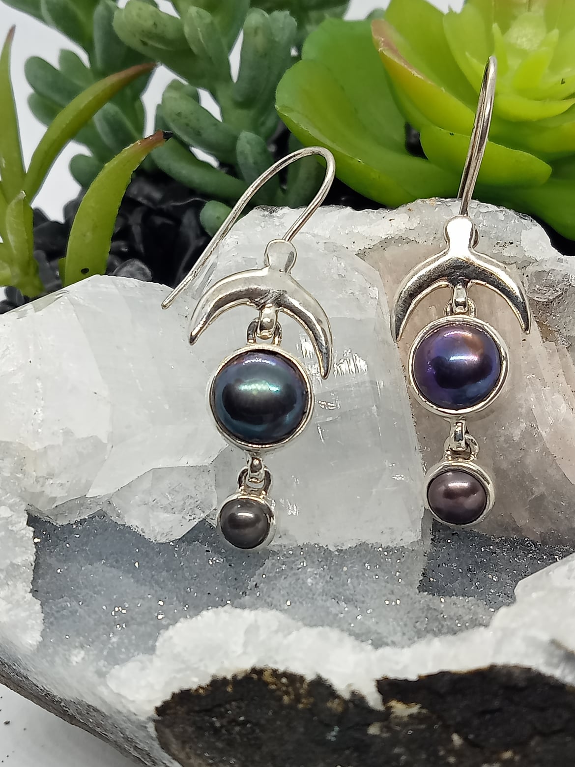 Aurora Pearl Earrings