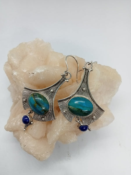 Peruvian opal and Lapis lazuli earrings