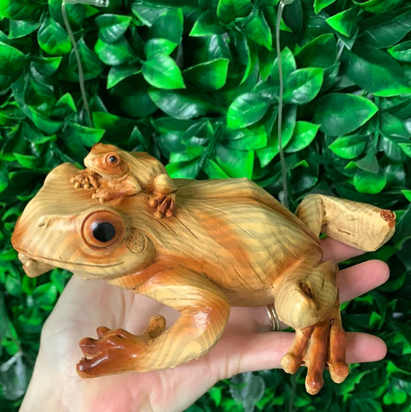 Carved Frog and Baby