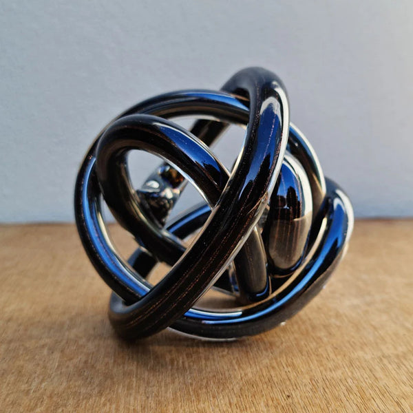 Endless Knot Black and Gold
