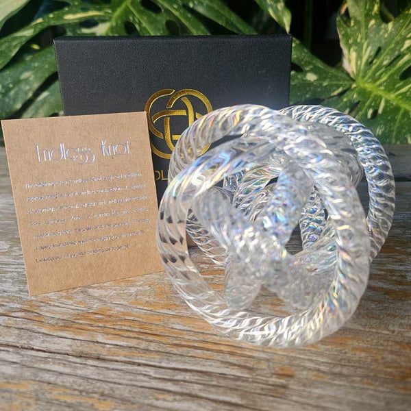 Endless Knot Clear Irridescence