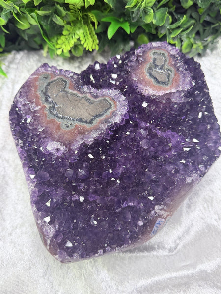 Amethyst Display Piece w/stand