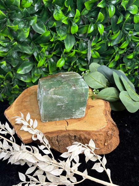 Green calcite raw chunk