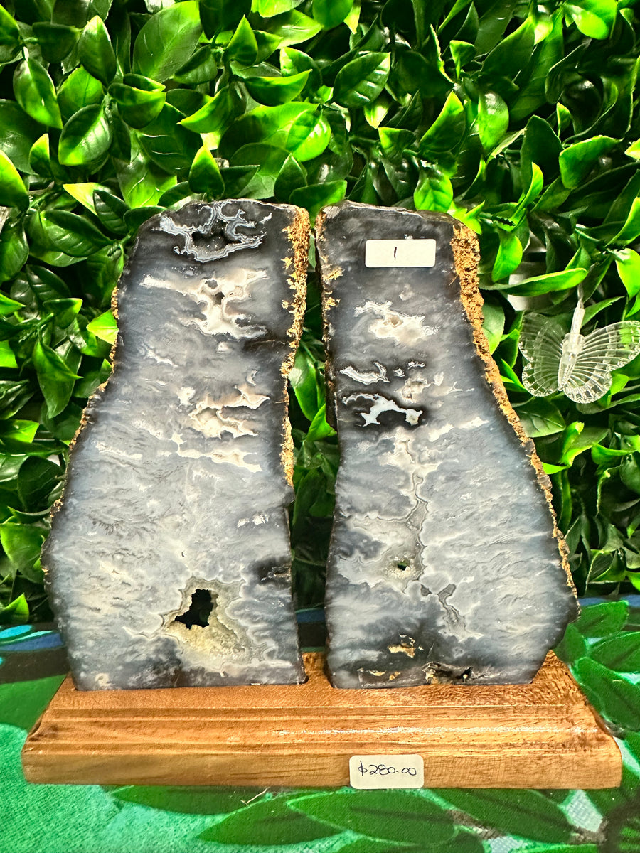 Blue Plume Agate display slabs – Boodi Bunbury