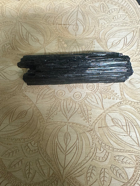 Black tourmaline-raw