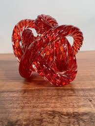 Endless Knot Red Twist