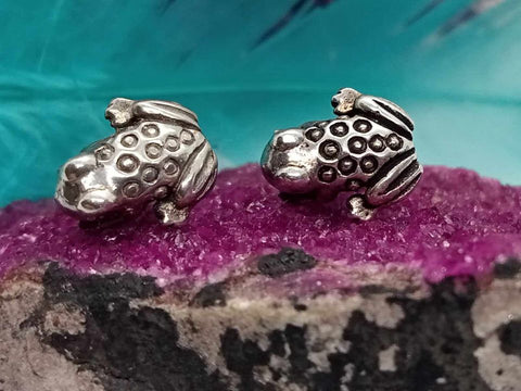 Frog Studs