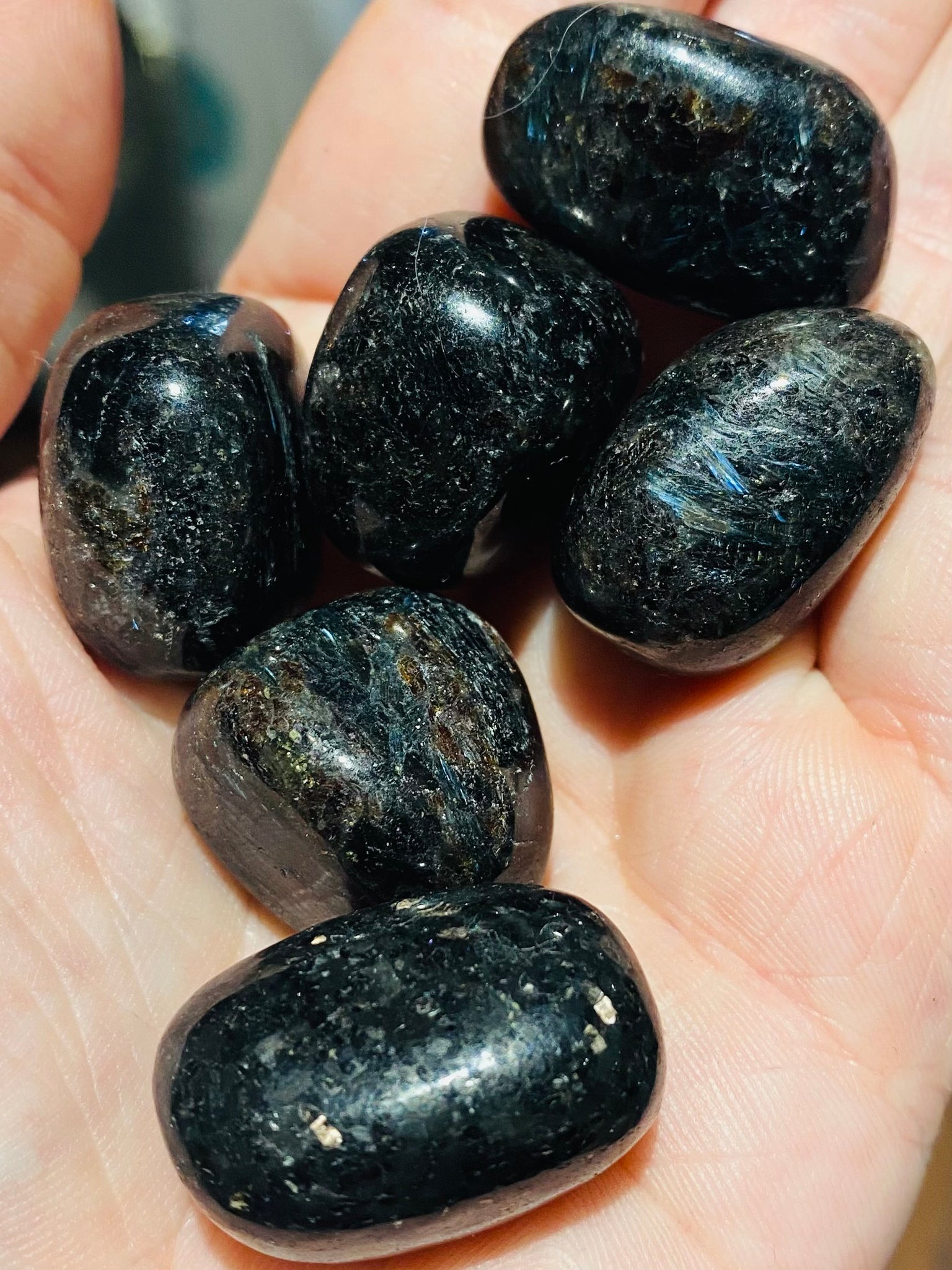 Arfvedsonite Tumbled