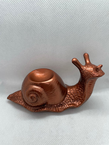 Snail crystal stand