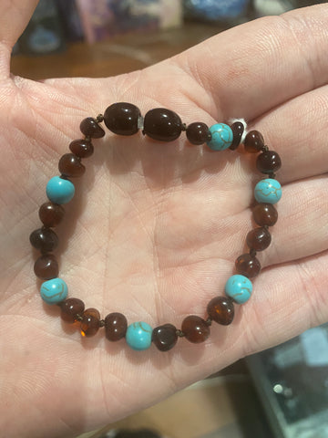 Amber(dark) and turquoise screw up bracelet