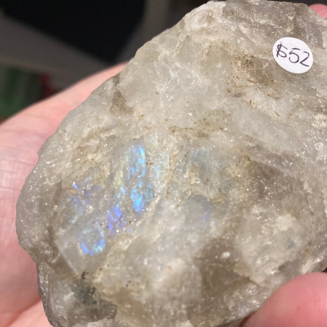 Rainbow Moonstone (raw)